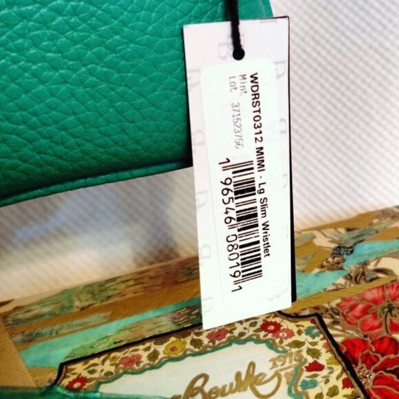 Dooney & Bourke Leather Large Slim Wristlet/Crossbody in Mint/Mint, Rare NWT - Picture 5 of 12